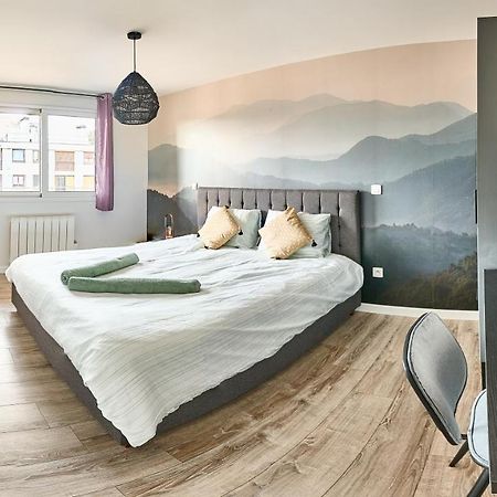 Eclat Dore Bondy Suites Free Parking 외부 사진